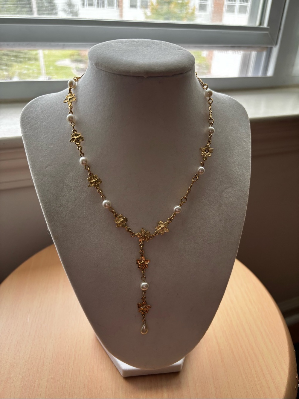 Gold Floral Pearl Lariat Necklace - Women Jewelry
